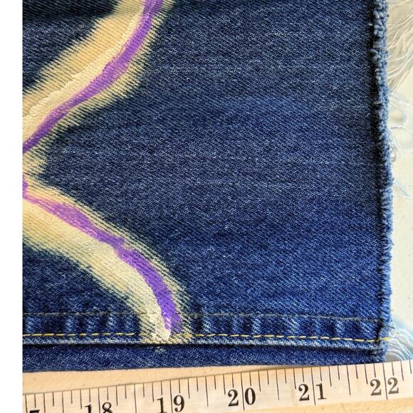 Vintage Y2K Lee High Waist Cropped Jeans Women’s 28 Lightning Bleach Design - Picture 9 of 10